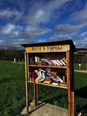 Il n'y a pas de description pour cette image